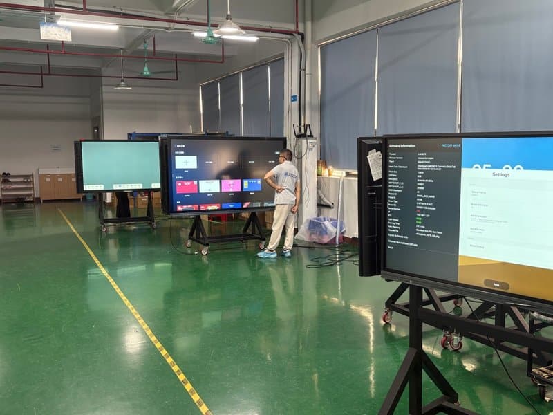 Interactive Flat Panel with Built-In Camera - Interactive Flat Panel Display Terminal