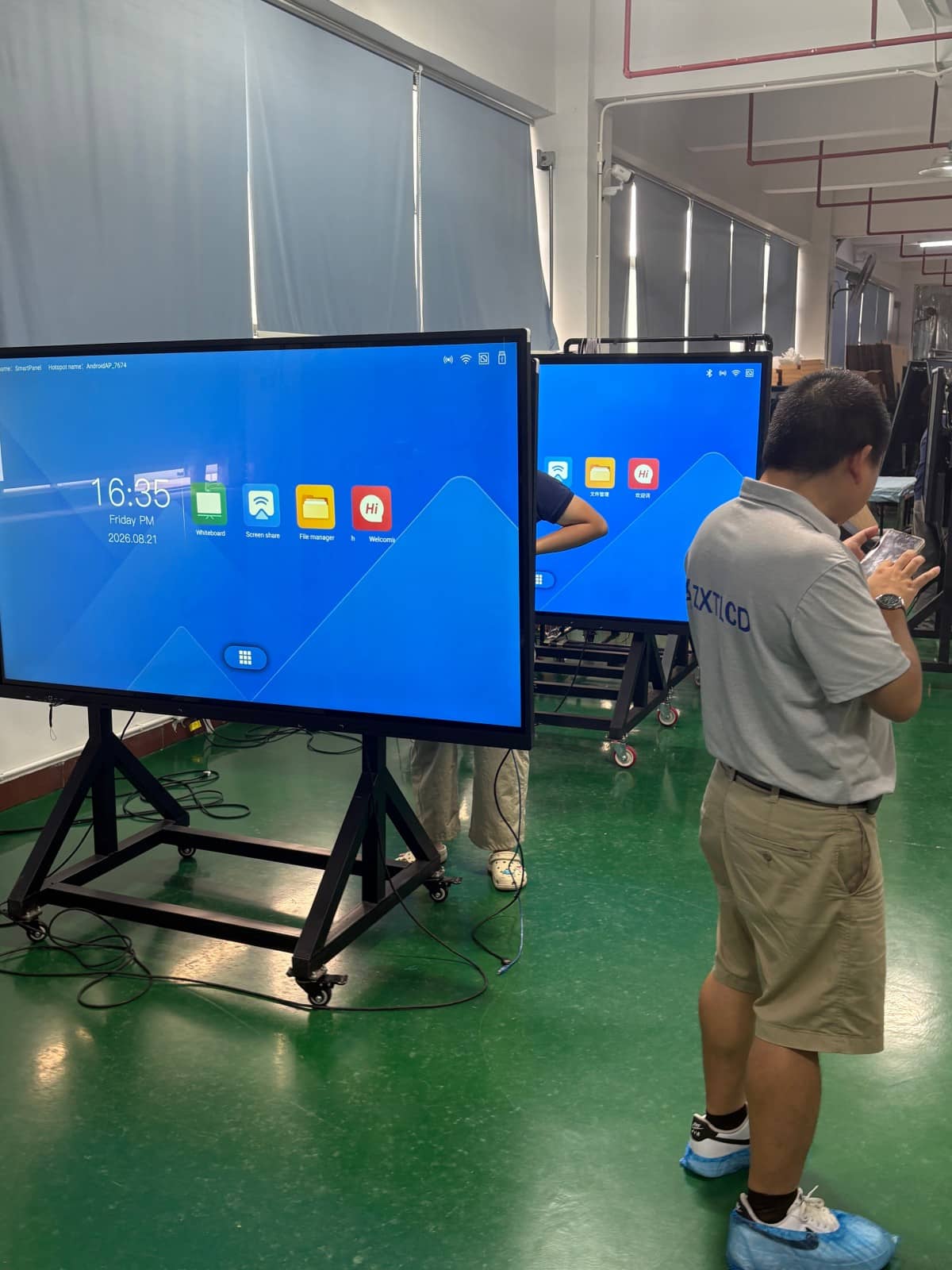 What Is the Whiteboard Function of a Conference All-in-One Machine and What Are Its Core Benefits? - Figure 2